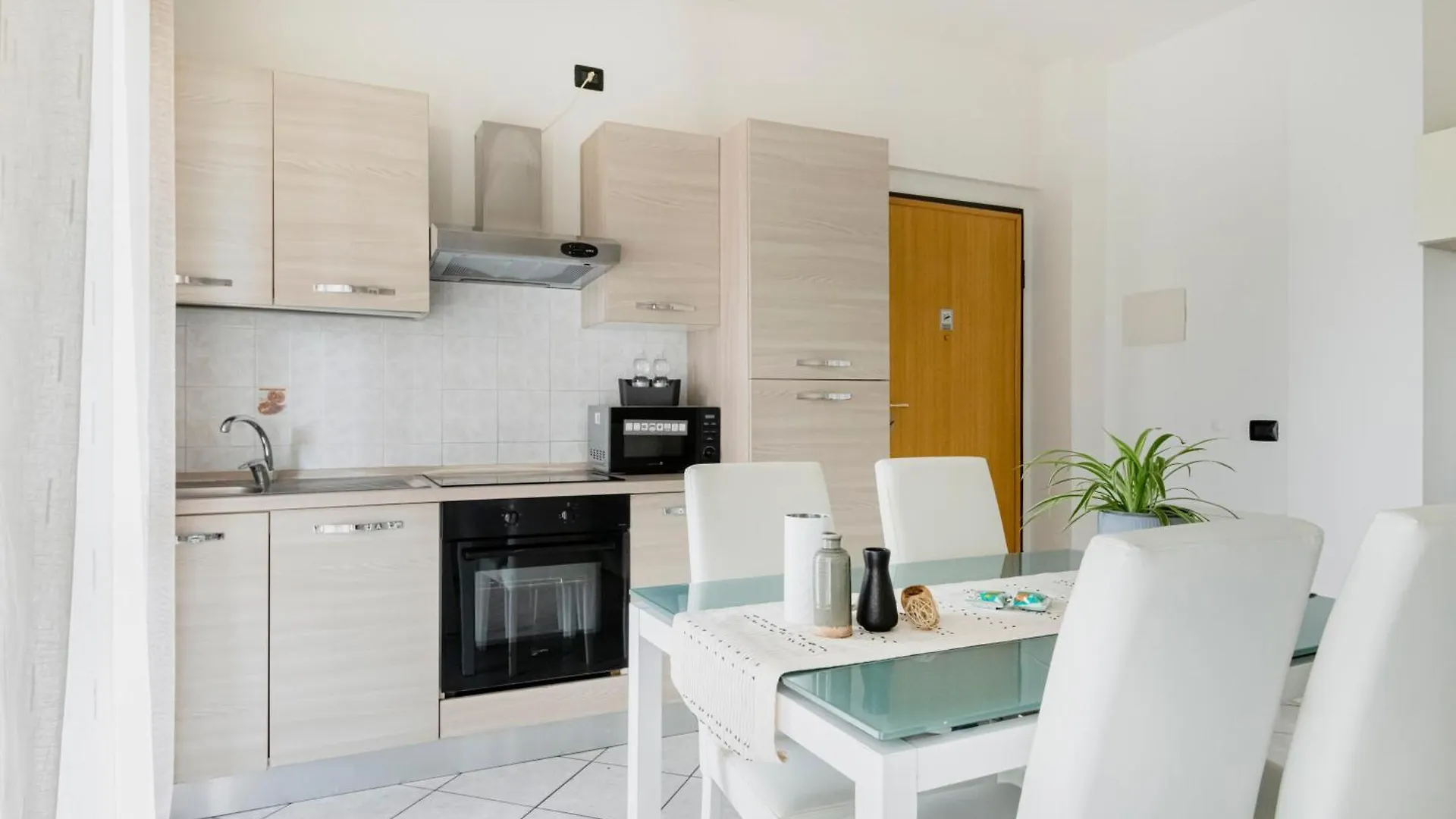 Hq Aparthotel Milano Inn - Business & Long Stay Cinisello Balsamo